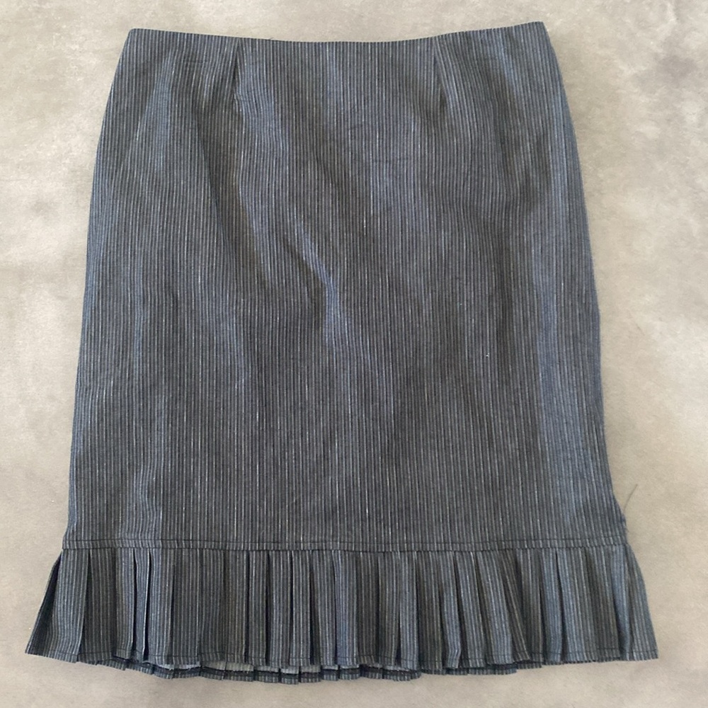NWT women’s T.Milano stretch two piece suit size 8. - Picture 11 of 13